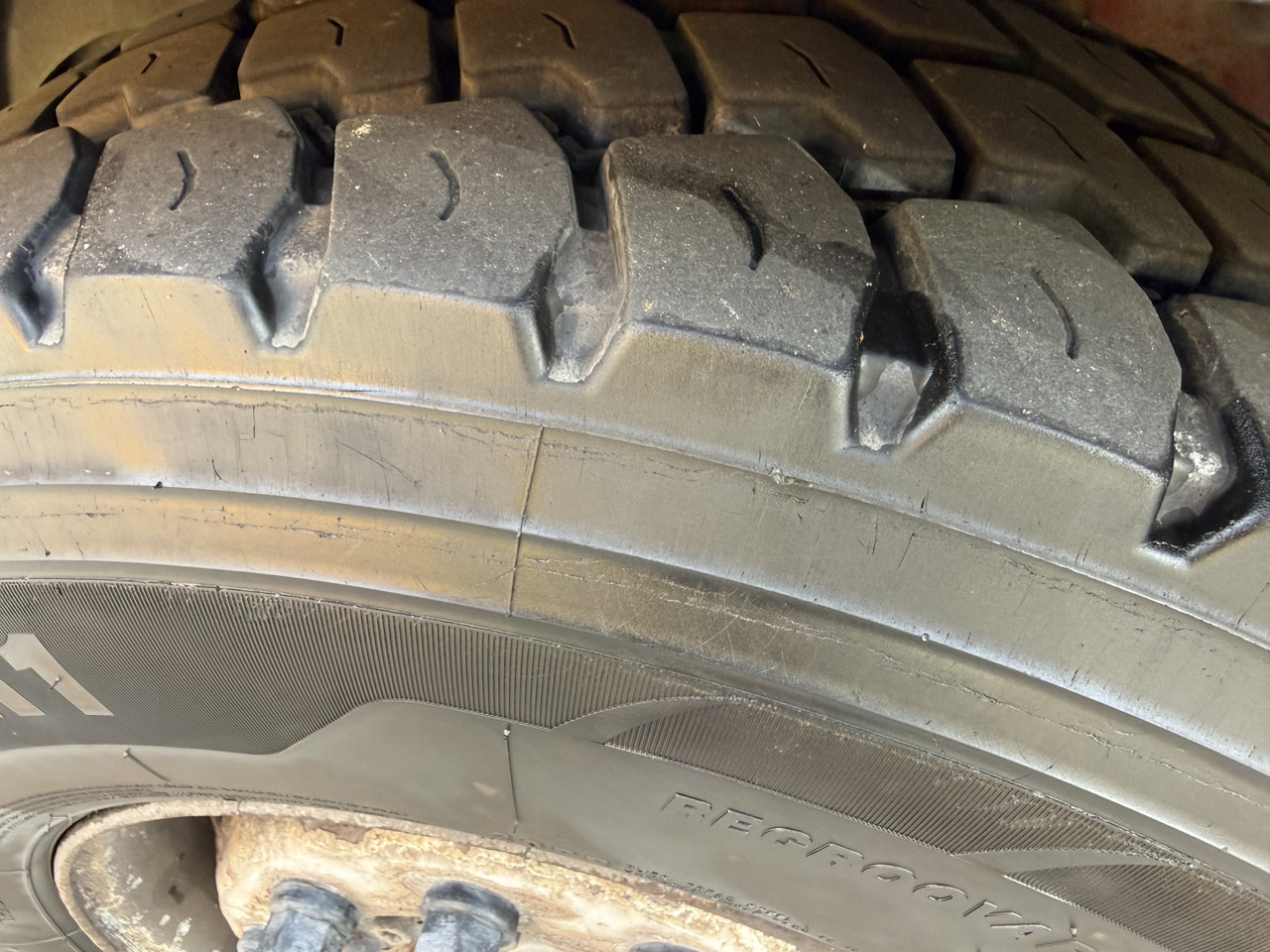 Scania R380 6X2*4 Kipper mit Kran HIAB 220 - Caminhão basculante, Caminhão grua: foto 3 Scania R380 6X2*4 Kipper mit Kran HIAB 220 - Caminhão basculante, Caminhão grua: foto 3