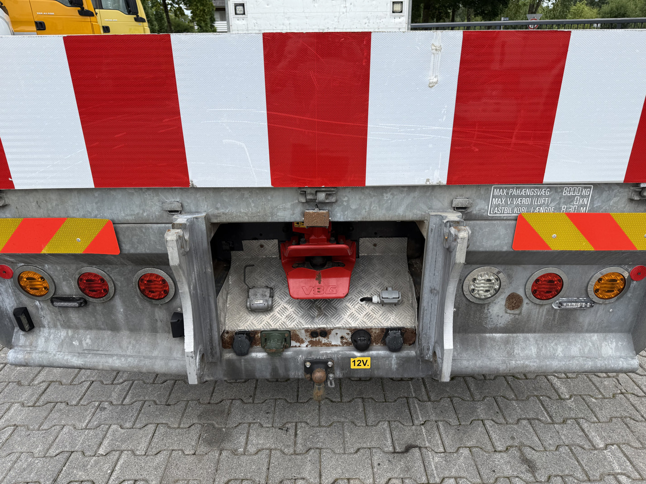 Volvo FL250.16 HMF 875 K3 - Camião de caixa aberta/ Plataforma, Caminhão grua: foto 2 Volvo FL250.16 HMF 875 K3 - Camião de caixa aberta/ Plataforma, Caminhão grua: foto 2