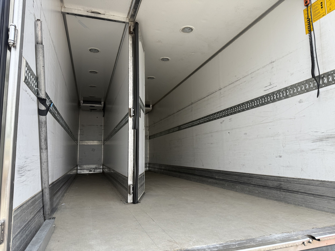 Caminhão frigorífico Volvo FL250.18 Carrier Supra 850Mt: foto 14