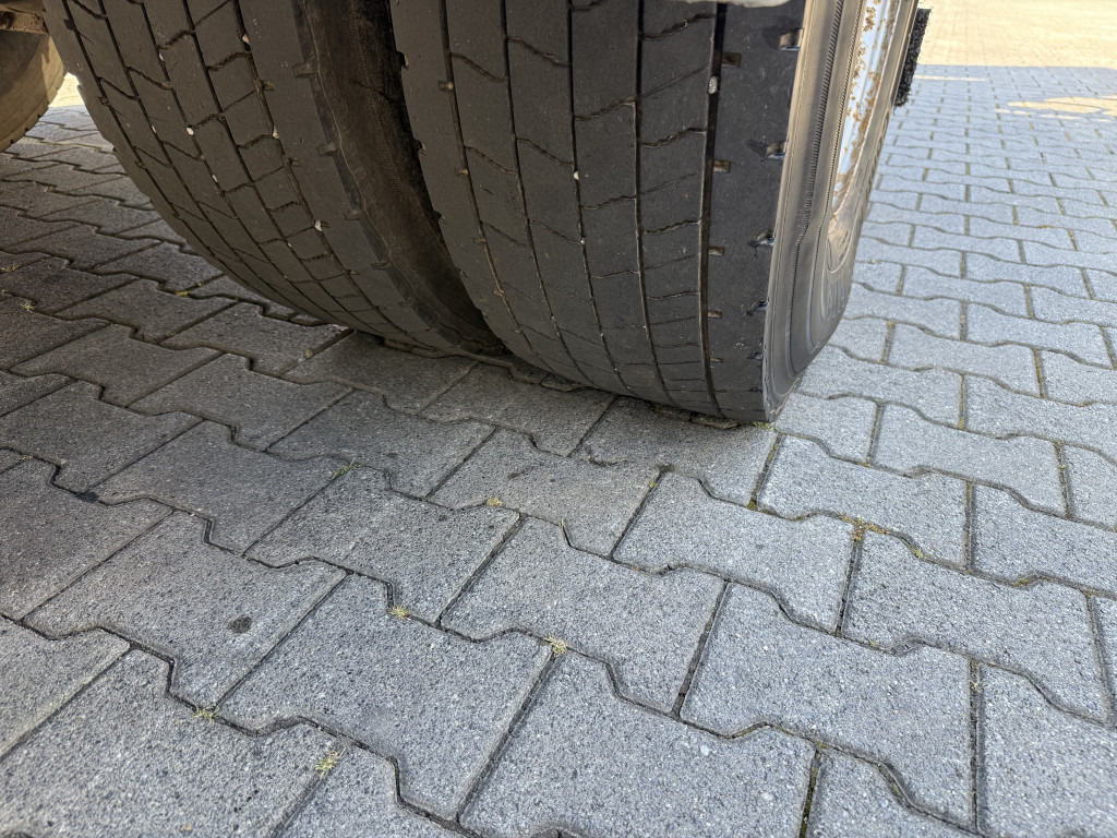 Volvo FM12 420 4X4 Kran MKG 300 bis 24 Meter - Caminhão grua: foto 4 Volvo FM12 420 4X4 Kran MKG 300 bis 24 Meter - Caminhão grua: foto 4