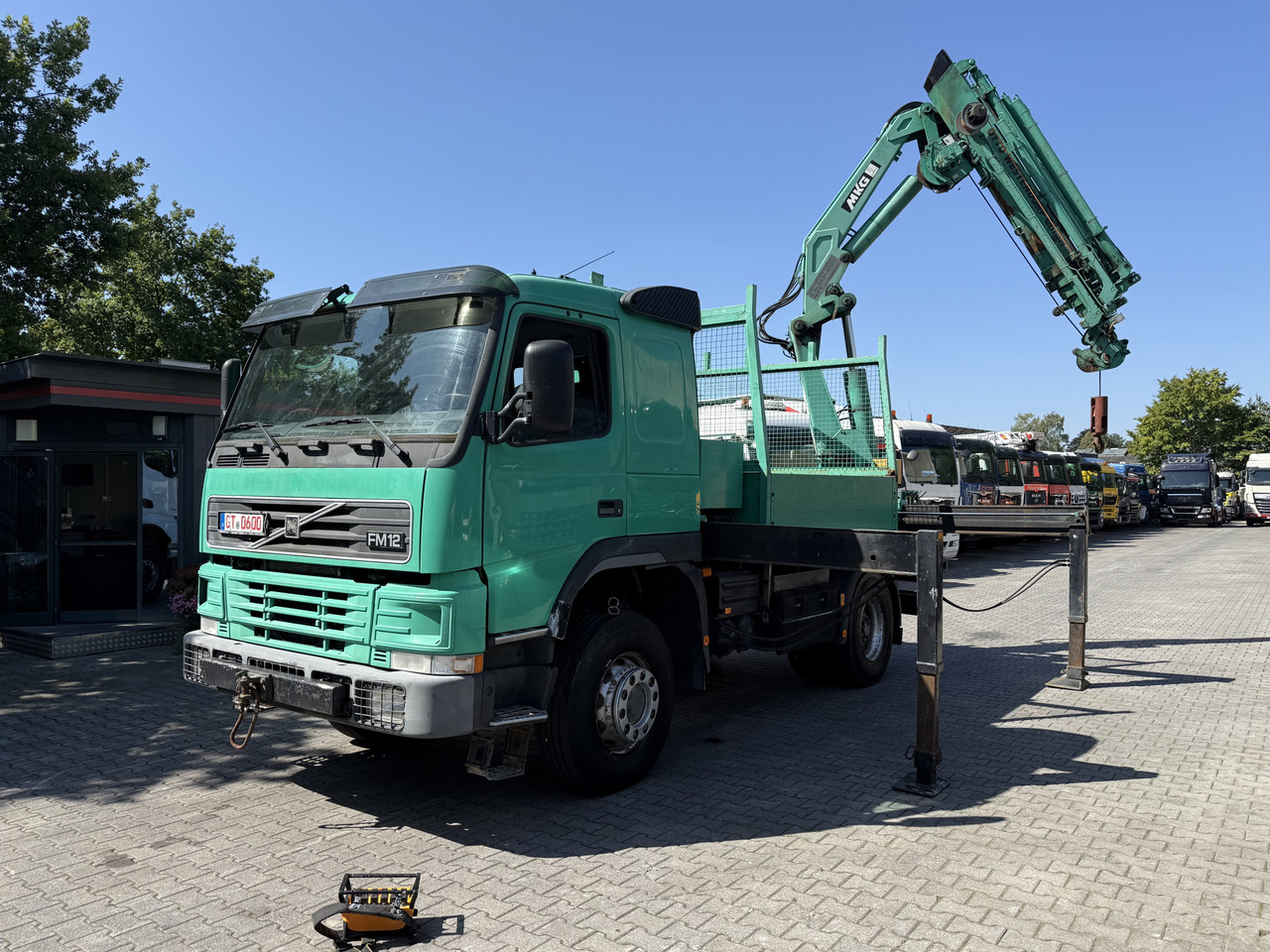 Volvo FM12 420 4X4 Kran MKG 300 bis 24 Meter - Caminhão grua: foto 1 Volvo FM12 420 4X4 Kran MKG 300 bis 24 Meter - Caminhão grua: foto 1