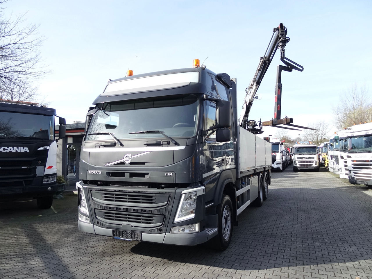 Volvo FM370 6X2*4 Kennis K14 Kran - Camião de caixa aberta/ Plataforma, Caminhão grua: foto 2 Volvo FM370 6X2*4 Kennis K14 Kran - Camião de caixa aberta/ Plataforma, Caminhão grua: foto 2
