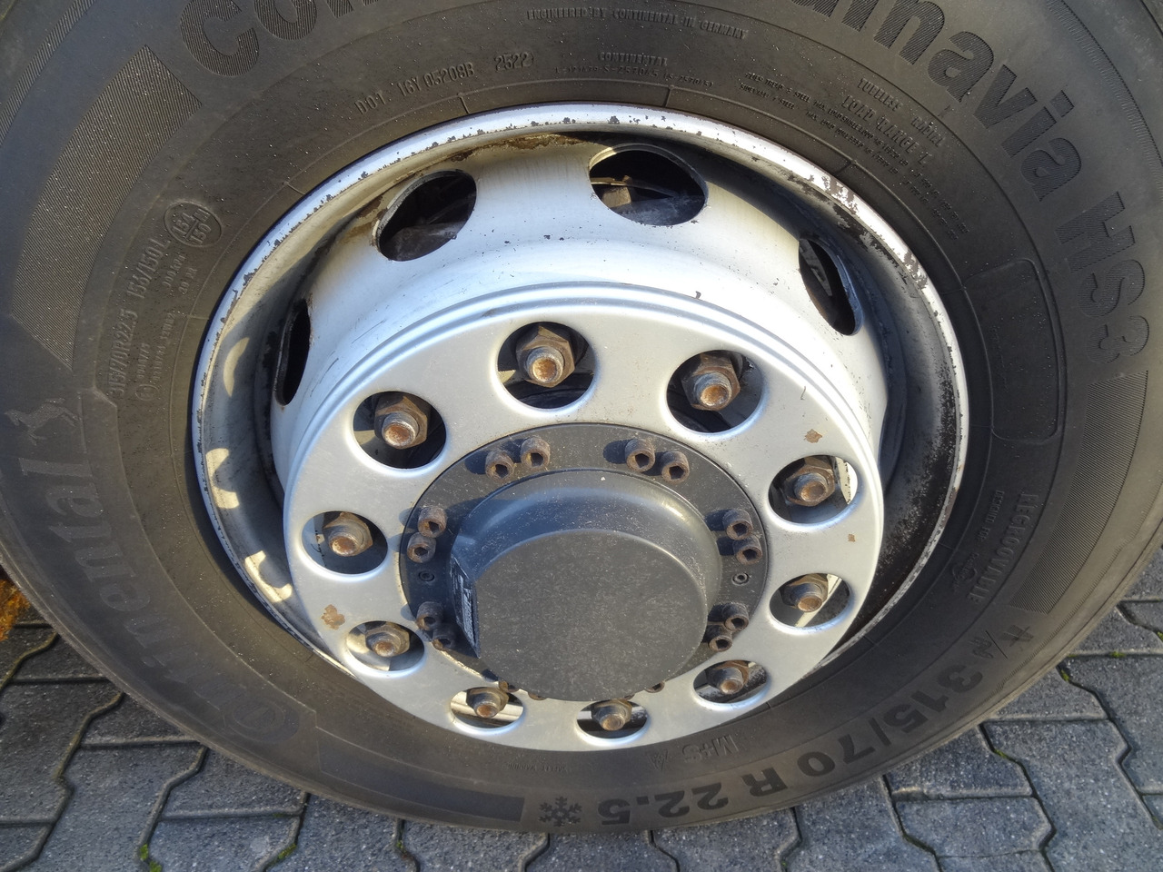 Volvo FM420 4X4 X-Track - Caminhão chassi: foto 3 Volvo FM420 4X4 X-Track - Caminhão chassi: foto 3