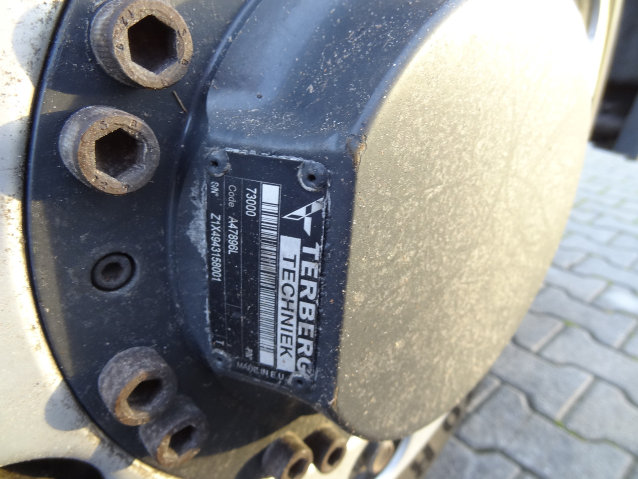 Volvo FM420 4X4 X-Track - Caminhão chassi: foto 2 Volvo FM420 4X4 X-Track - Caminhão chassi: foto 2