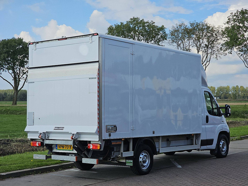 Fiat Ducato 35 AC AUTOMAAT EURO6 - Carrinha de contentor: foto 3 Fiat Ducato 35 AC AUTOMAAT EURO6 - Carrinha de contentor: foto 3