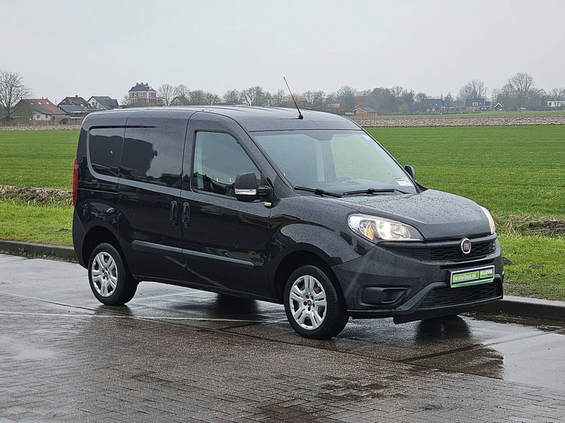 Fiat FIAT DOBLO 1.3 L1 Airco Export! - Carrinha de contentor: foto 5 Fiat FIAT DOBLO 1.3 L1 Airco Export! - Carrinha de contentor: foto 5