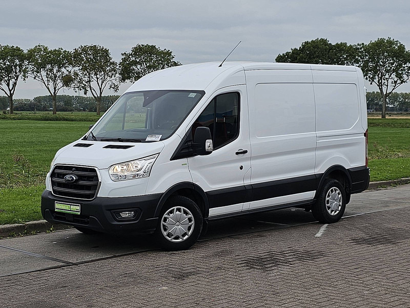 Ford Transit 2.0 TDCI 130 L2H2 - Furgão: foto 2 Ford Transit 2.0 TDCI 130 L2H2 - Furgão: foto 2