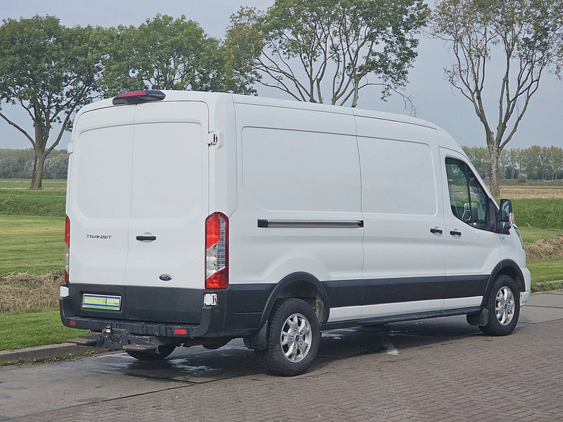 Ford Transit 2.0 TDCI 170 LIM. L3H2 - Furgão: foto 3 Ford Transit 2.0 TDCI 170 LIM. L3H2 - Furgão: foto 3