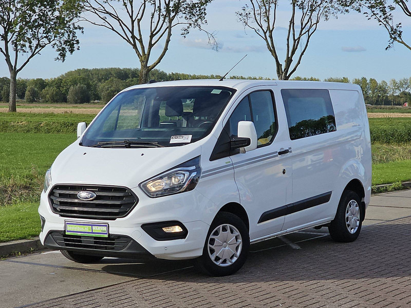 Ford Transit Custom 2.0 L1H1 Dub.-Cab. Navi - Furgão compacto: foto 2 Ford Transit Custom 2.0 L1H1 Dub.-Cab. Navi - Furgão compacto: foto 2