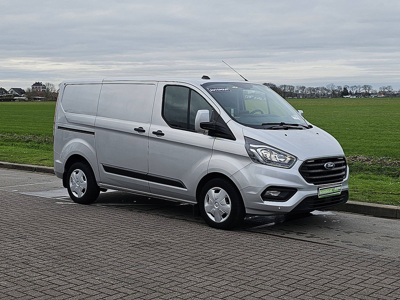 Ford Transit Custom 2.0 TDCI 130 AUT. L1H1 - Furgão compacto: foto 5 Ford Transit Custom 2.0 TDCI 130 AUT. L1H1 - Furgão compacto: foto 5