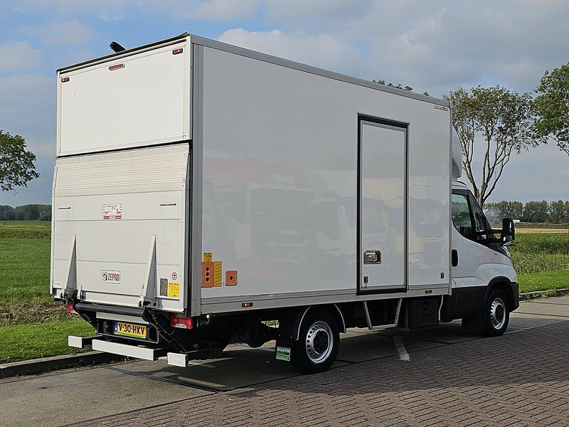 Iveco Daily 35 S 14 clima EURO6 - Furgão: foto 3 Iveco Daily 35 S 14 clima EURO6 - Furgão: foto 3