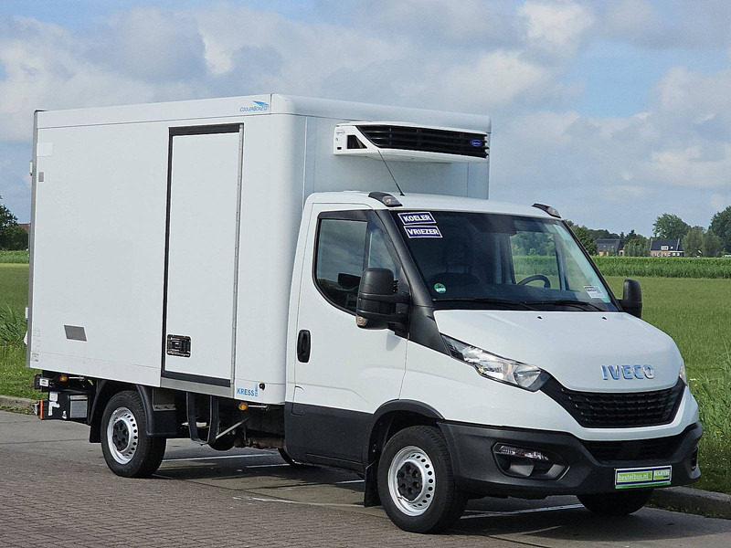 Iveco Daily 35S14 Koelwagen Laadklep - Carrinha frigorífica: foto 5 Iveco Daily 35S14 Koelwagen Laadklep - Carrinha frigorífica: foto 5