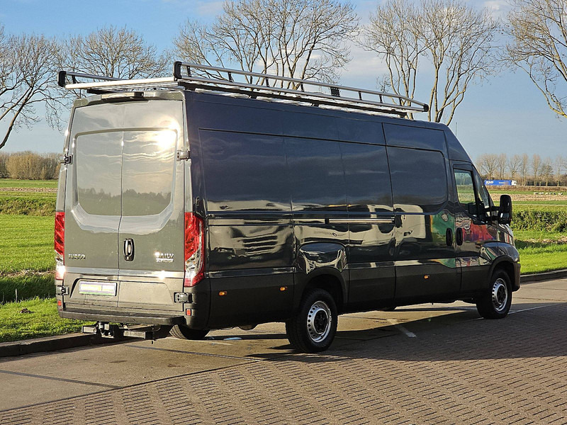 Iveco Daily 35S18 ac automaat EURO6 - Furgão: foto 3 Iveco Daily 35S18 ac automaat EURO6 - Furgão: foto 3