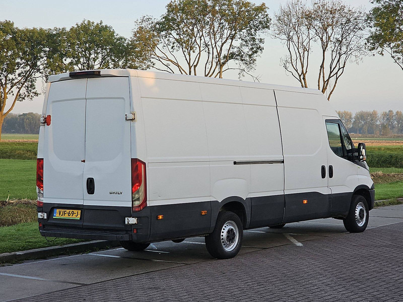 Iveco Daily - Furgão: foto 3 Iveco Daily - Furgão: foto 3