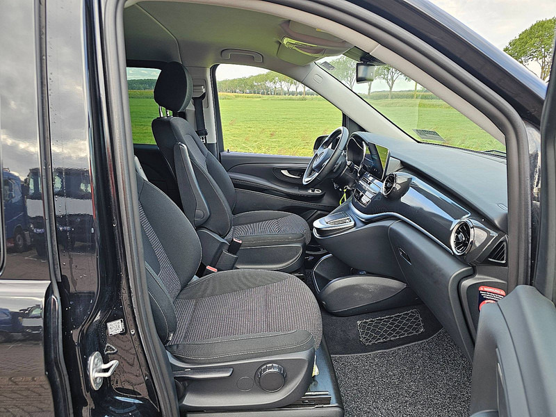 Locação de Mercedes-Benz EQV 300 L3 XL 8-Pers Mbux Mercedes-Benz EQV 300 L3 XL 8-Pers Mbux: foto 7