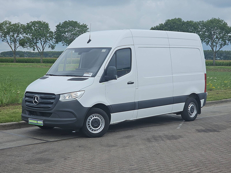 Mercedes-Benz Sprinter 314 L2H2 Mbux Airco Eur6 - Furgão: foto 2 Mercedes-Benz Sprinter 314 L2H2 Mbux Airco Eur6 - Furgão: foto 2