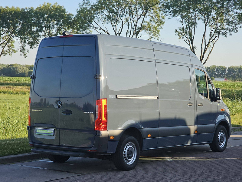 Mercedes-Benz Sprinter 315 L2H2 LED Navi Mbux - Furgão: foto 3 Mercedes-Benz Sprinter 315 L2H2 LED Navi Mbux - Furgão: foto 3
