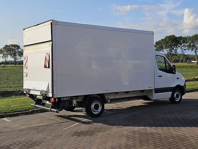 Mercedes-Benz Sprinter 316 Bakwagen Laadklep! - Carrinha de contentor: foto 3 Mercedes-Benz Sprinter 316 Bakwagen Laadklep! - Carrinha de contentor: foto 3