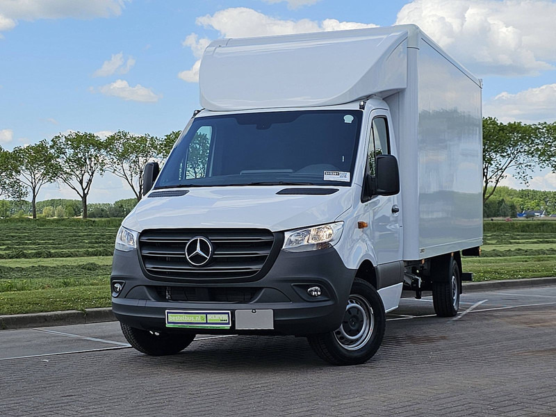 Mercedes-Benz Sprinter 317 Bakwagen Laadklep! - Carrinha de contentor: foto 1 Mercedes-Benz Sprinter 317 Bakwagen Laadklep! - Carrinha de contentor: foto 1