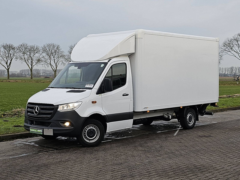 Mercedes-Benz Sprinter 317 Bakwagen Laadklep! - Carrinha de contentor: foto 2 Mercedes-Benz Sprinter 317 Bakwagen Laadklep! - Carrinha de contentor: foto 2