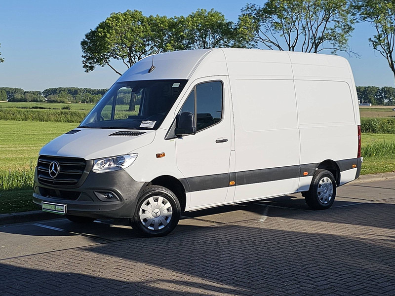 Mercedes-Benz Sprinter 317 L2H2 Mbux RWD! - Furgão: foto 2 Mercedes-Benz Sprinter 317 L2H2 Mbux RWD! - Furgão: foto 2