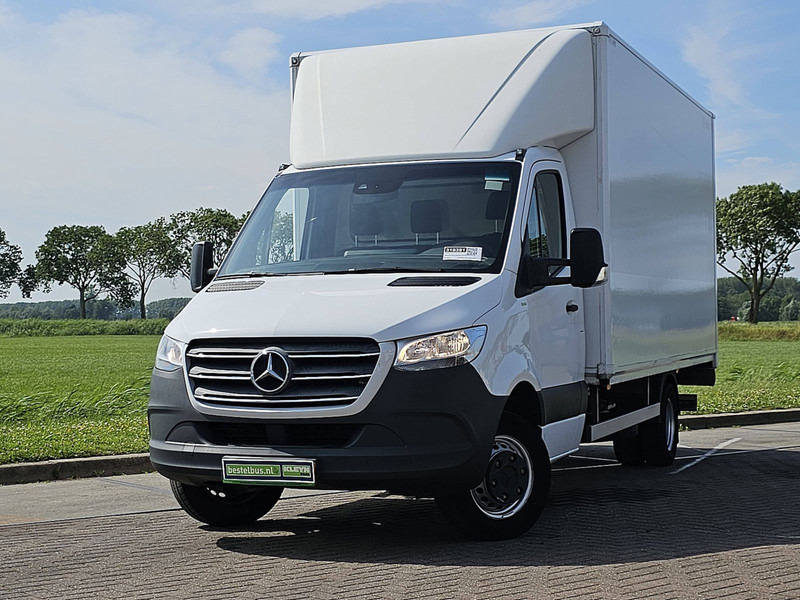 Mercedes-Benz Sprinter 516 ac EURO6 - Carrinha de contentor: foto 1 Mercedes-Benz Sprinter 516 ac EURO6 - Carrinha de contentor: foto 1
