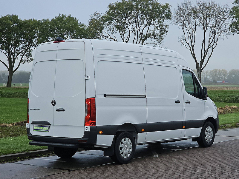 Mercedes-Benz eSprinter  320 L2H2 81kWh Nieuw - Furgão, Carrinha elétrica: foto 3 Mercedes-Benz eSprinter  320 L2H2 81kWh Nieuw - Furgão, Carrinha elétrica: foto 3