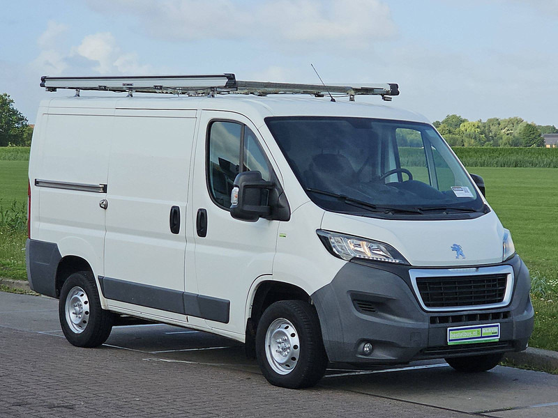 Peugeot Boxer 2.0 L1H1 Navi Euro6 AC! - Furgão compacto: foto 5 Peugeot Boxer 2.0 L1H1 Navi Euro6 AC! - Furgão compacto: foto 5