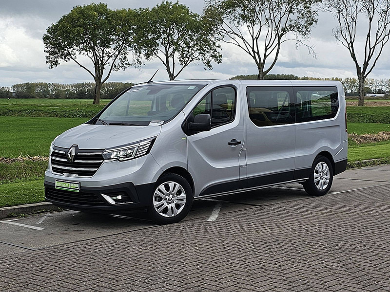 Renault Trafic 2.0 DCI ac aut. 8 pers EURO6 - Micro-ônibus, Furgão de passageiros: foto 2 Renault Trafic 2.0 DCI ac aut. 8 pers EURO6 - Micro-ônibus, Furgão de passageiros: foto 2