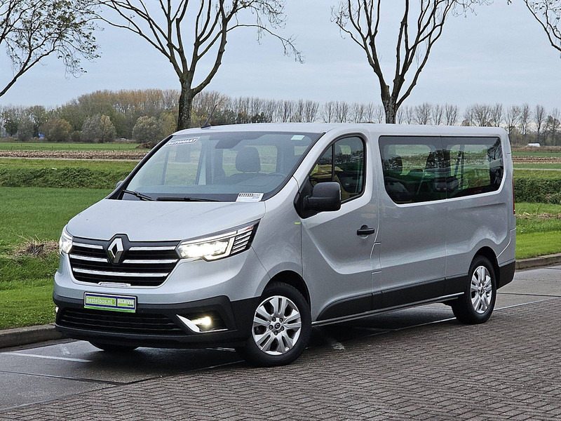 Renault Trafic 2.0 DCI ac aut. 8 pers EURO6 - Micro-ônibus, Furgão de passageiros: foto 2 Renault Trafic 2.0 DCI ac aut. 8 pers EURO6 - Micro-ônibus, Furgão de passageiros: foto 2