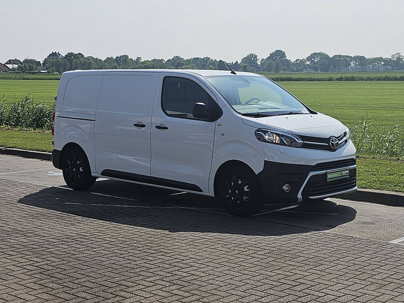 Toyota pro-ace 1.6 L2 Airco Automaat! - Furgão compacto: foto 5 Toyota pro-ace 1.6 L2 Airco Automaat! - Furgão compacto: foto 5
