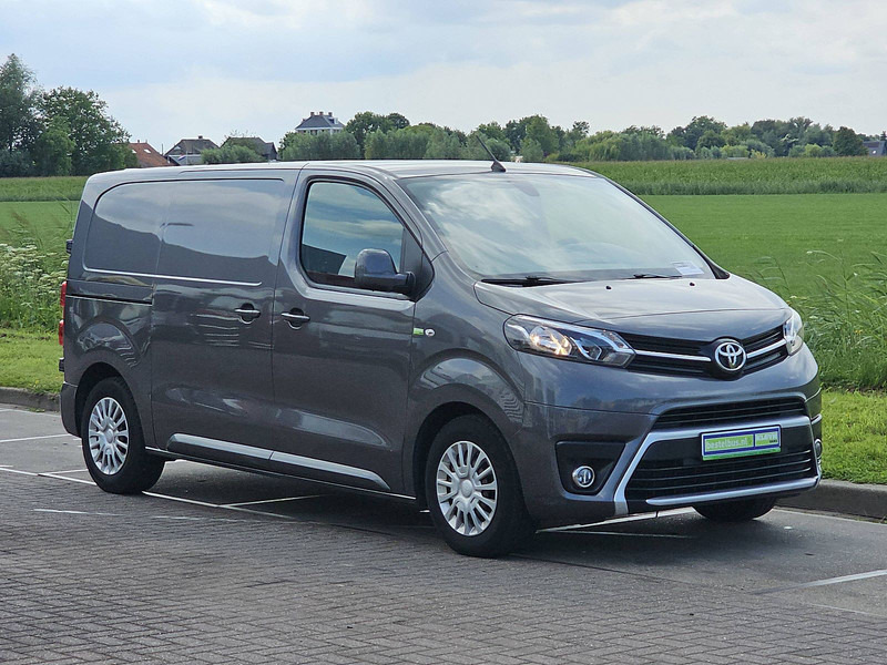 Toyota pro-ace 2.0 L2 2x-Zijdeur MARGE! - Furgão compacto: foto 5 Toyota pro-ace 2.0 L2 2x-Zijdeur MARGE! - Furgão compacto: foto 5
