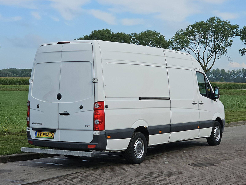 Volkswagen Crafter 35 2.0 ac cruisecontrol - Furgão compacto: foto 3 Volkswagen Crafter 35 2.0 ac cruisecontrol - Furgão compacto: foto 3