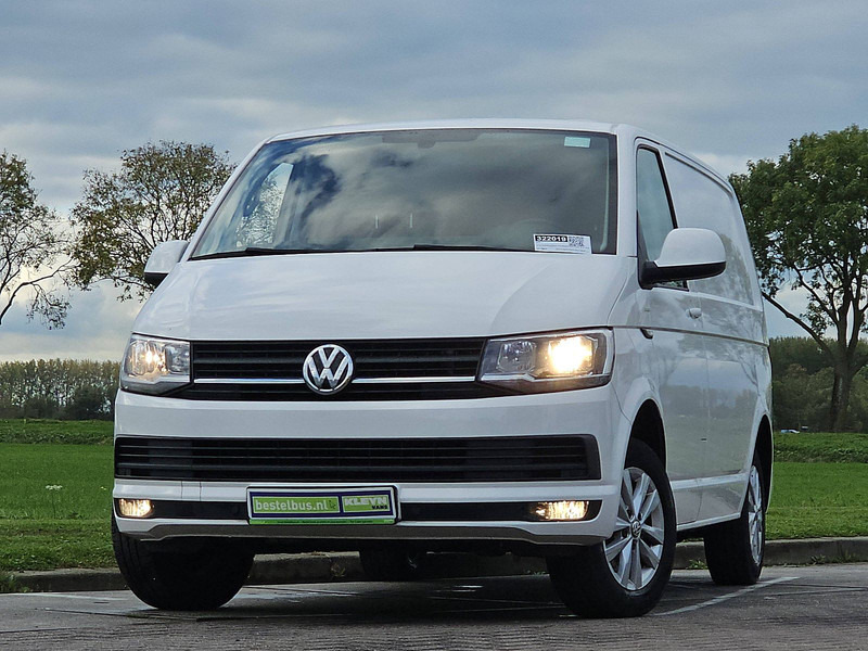 Volkswagen Transporter 2.0 TDI L1H1 Airco Euro6 NAP - Furgão compacto: foto 1 Volkswagen Transporter 2.0 TDI L1H1 Airco Euro6 NAP - Furgão compacto: foto 1