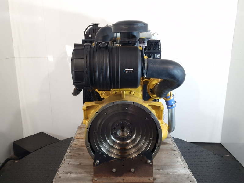Caterpillar 3054C DITAAC Engine + Radiator - Motor de Equipamento industrial: foto 4 Caterpillar 3054C DITAAC Engine + Radiator - Motor de Equipamento industrial: foto 4