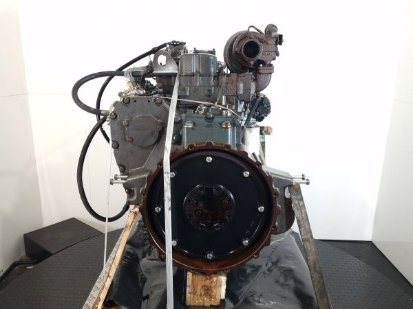 Iveco/Cummins F4BE0684A*D401 Engine (Plant) - Motor de Máquina de construção: foto 2 Iveco/Cummins F4BE0684A*D401 Engine (Plant) - Motor de Máquina de construção: foto 2