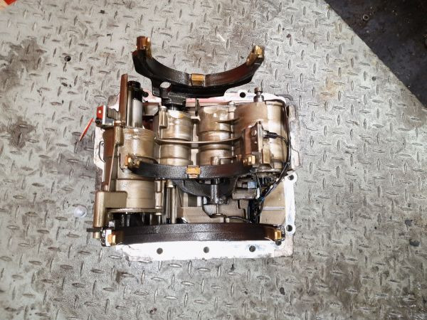 Volvo AT2612D Wabco Gearshift Mechanism Gearbox - Caixa de câmbio: foto 1 Volvo AT2612D Wabco Gearshift Mechanism Gearbox - Caixa de câmbio: foto 1