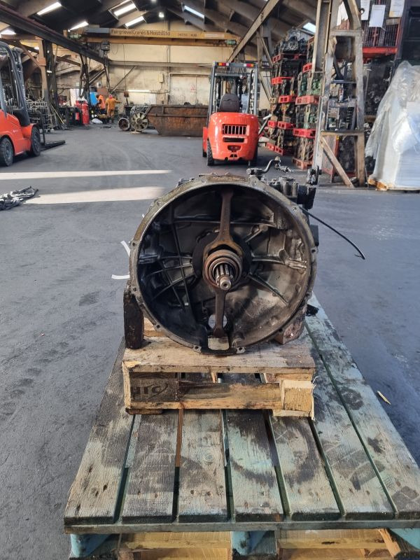 ZF 6S1000TO Gearbox - Caixa de câmbio: foto 3 ZF 6S1000TO Gearbox - Caixa de câmbio: foto 3