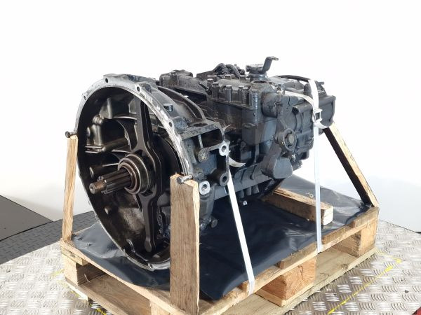 ZF 6S1000TO Volvo Spec Gearbox - Caixa de câmbio: foto 1 ZF 6S1000TO Volvo Spec Gearbox - Caixa de câmbio: foto 1