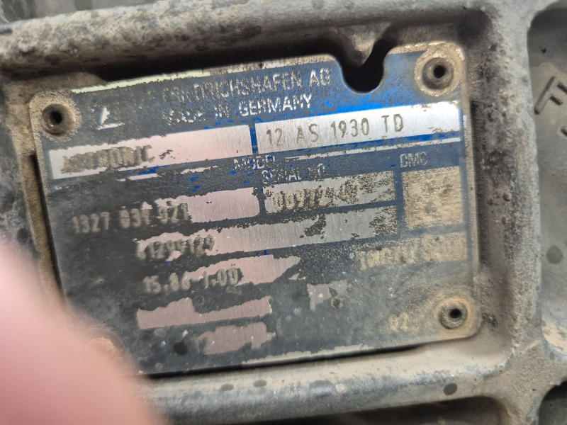 ZF Astronic 12AS1930TD Gearbox - Caixa de câmbio: foto 2 ZF Astronic 12AS1930TD Gearbox - Caixa de câmbio: foto 2