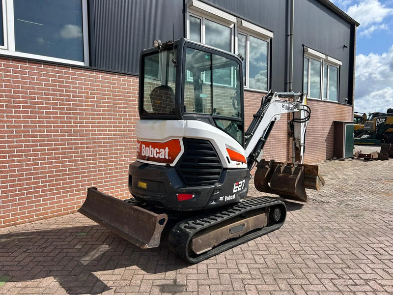 Bobcat E27 - Mini escavadeira: foto 5 Bobcat E27 - Mini escavadeira: foto 5