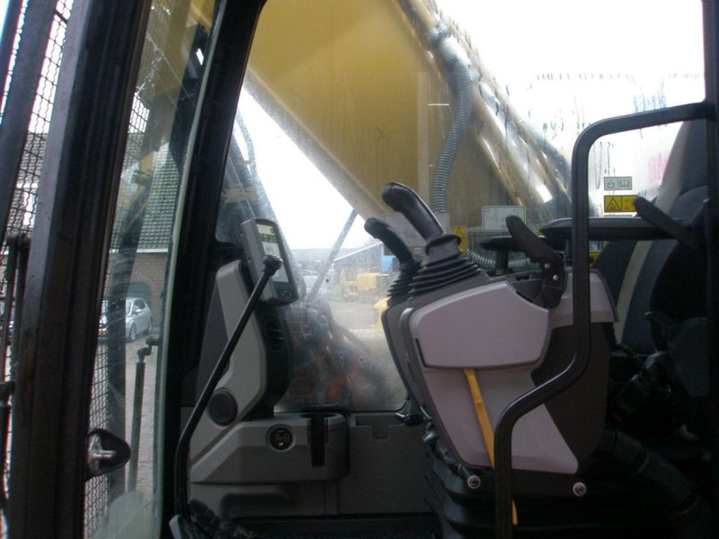 Escavadora de rastos Caterpillar 326FL: foto 6