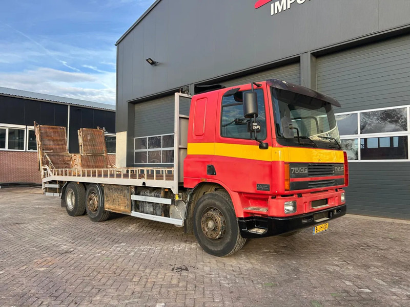 DAF CF75.250 - Caminhão transporte de veículos: foto 2 DAF CF75.250 - Caminhão transporte de veículos: foto 2
