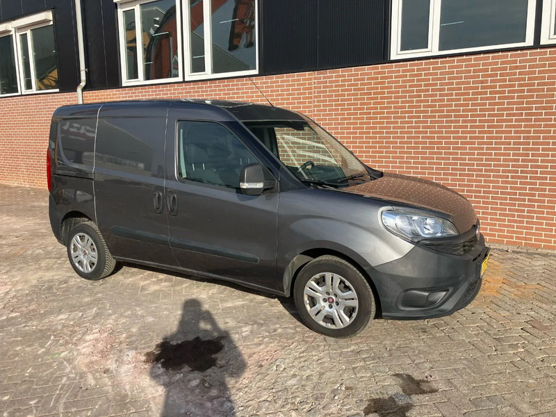 Fiat Doblò - Automóvel: foto 3 Fiat Doblò - Automóvel: foto 3