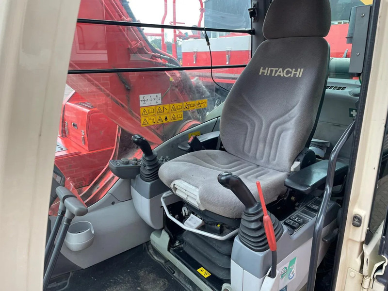 Escavadora de rastos Hitachi ZX300LC-6: foto 7