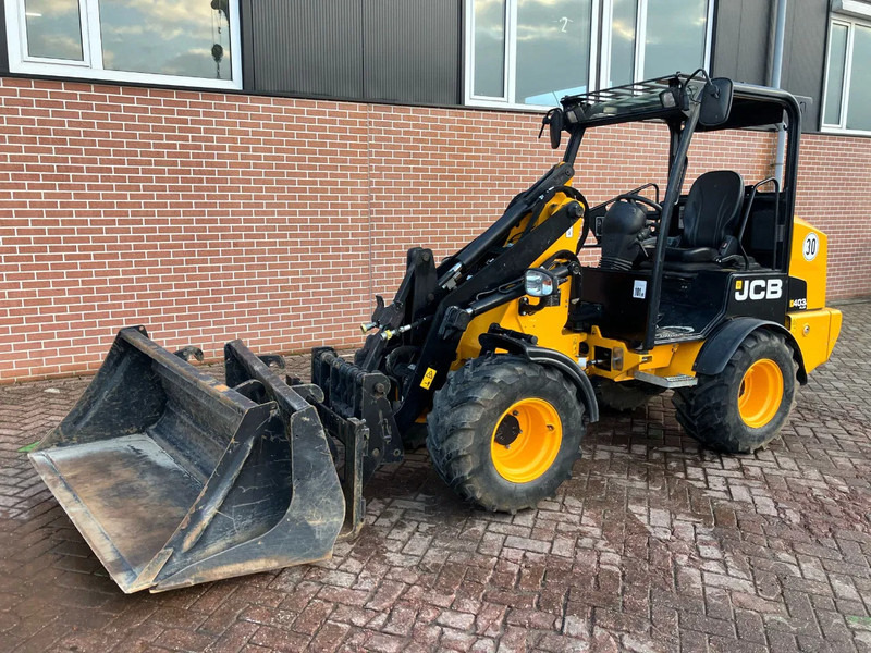 JCB 403 PLUS - Mini carregadeira de esteiras: foto 1 JCB 403 PLUS - Mini carregadeira de esteiras: foto 1