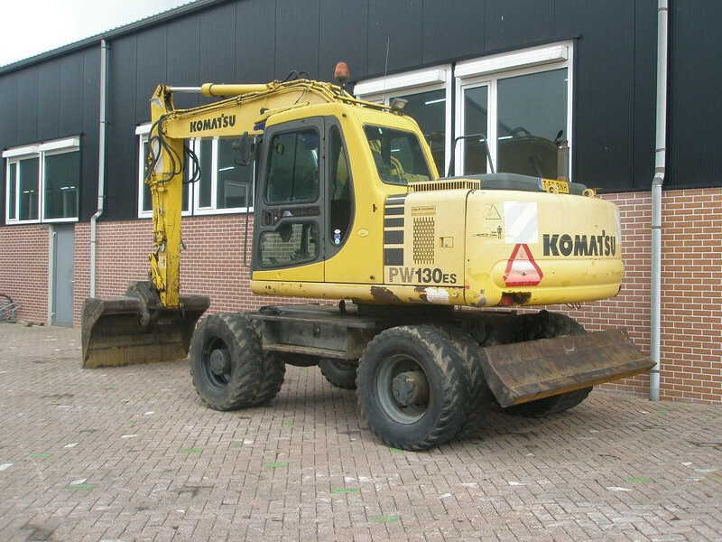 Komatsu PW 130ES-6K - Escavadeira de rodas: foto 2 Komatsu PW 130ES-6K - Escavadeira de rodas: foto 2
