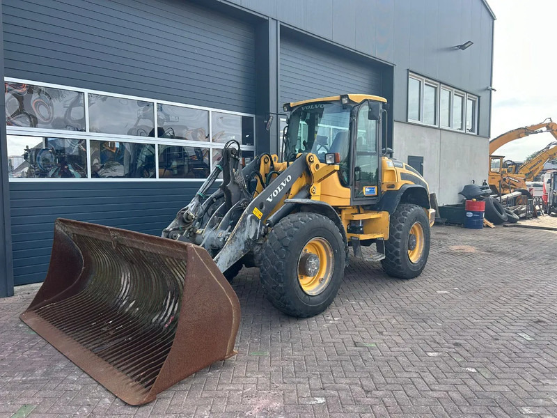 Volvo L45G - Carregadeira de rodas: foto 1 Volvo L45G - Carregadeira de rodas: foto 1