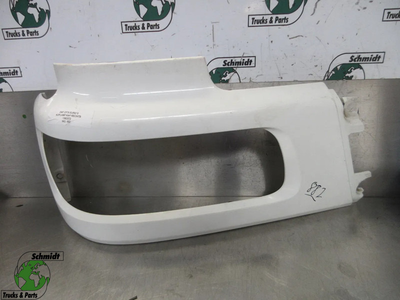 DAF 1363371 // 1363372 KOPLAMP RING DAF CF 75 EURO 5 RECHTS EN LINKS - Cabine e interior de Caminhão: foto 1 DAF 1363371 // 1363372 KOPLAMP RING DAF CF 75 EURO 5 RECHTS EN LINKS - Cabine e interior de Caminhão: foto 1