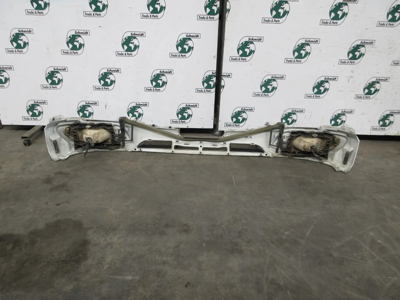 DAF 1876631 DAF CF 450 BUMPER MODEL 2021 EURO 6 NIEUWE EN GEBRUIKT - Para-choque de Caminhão: foto 3 DAF 1876631 DAF CF 450 BUMPER MODEL 2021 EURO 6 NIEUWE EN GEBRUIKT - Para-choque de Caminhão: foto 3